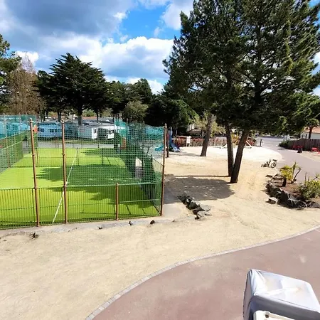 Bungalow De 2 Chambres Avec Piscine Partagee Sauna Et Wifi A Jean De Monts A 3 Km De La * Saint-Jean-de-Monts