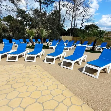 Bungalow De 2 Chambres Avec Piscine Partagee Sauna Et Wifi A Jean De Monts A 3 Km De La Semesterbostad Saint-Jean-de-Monts